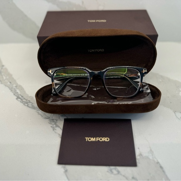 Tom Ford Other - Men’s Tom Ford Frame TF5818-B